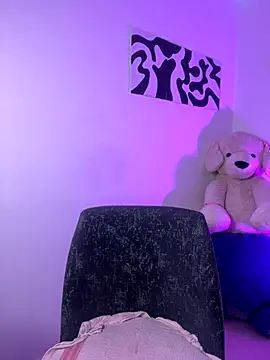 SHAILABROWN online show from 11-19-25, 01:16