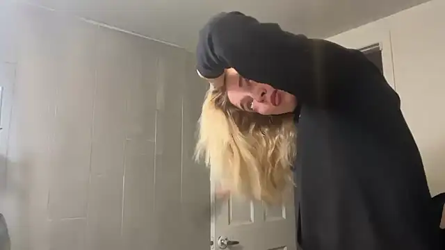 Snapshot of lanasharapovaxxx chatting on 02-14-26, 03:53 lanasharapovaxxx online show from 02-14-26, 03:53