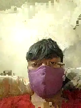 Snapshot of Long-termMarble56 chatting on 11-14-25, 07:01 Long-termMarble56 online show from 11-14-25, 07:01