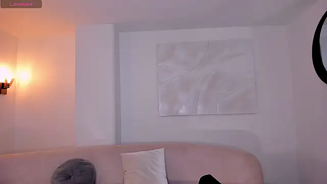 LaurentRosse1 online show from 04-14-26, 08:15