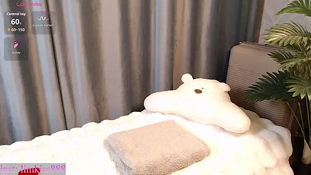 limkiss online show from 11-30-25, 01:48