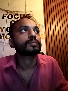 Snapshot of Advance01 chatting on 12-03-25, 06:39 Advance01 online show from 12-03-25, 06:39