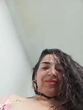 Snapshot of MaryRoze_ chatting on 06-23-26, 12:41 MaryRoze online show from 06-23-26, 12:41