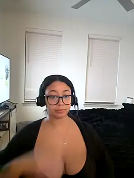 minha baby online show from 11-16-25, 03:34