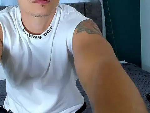 Latin Pboy online show from 01-14-26, 09:52