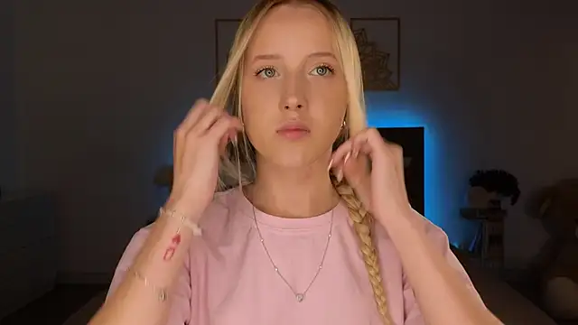 adele armass online show from 03-24-26, 09:53