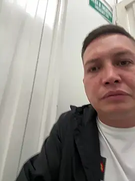 NathanielLux29 online show from 11-07-25, 08:20