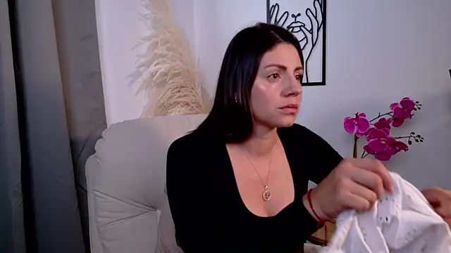 SeleneNova online show from 04-13-26, 05:51