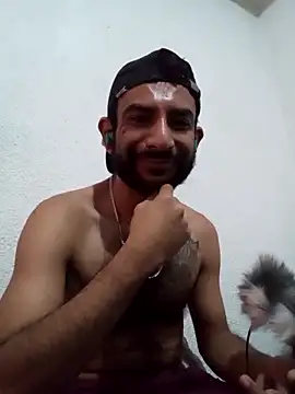 Snapshot of Barbanegra91mx chatting on 10-30-25, 03:30 Barbanegra91mx online show from 10-30-25, 03:30