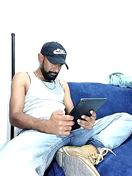 Snapshot of Barbanegra91mx chatting on 06-24-26, 02:32 Barbanegra91mx online show from 06-24-26, 02:32