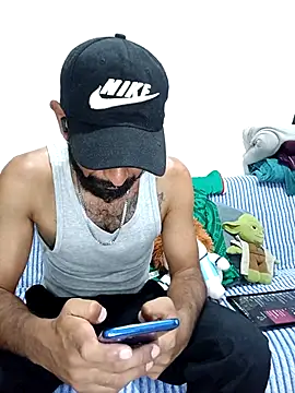Snapshot of Barbanegra91mx chatting on 07-15-26, 01:22 Barbanegra91mx online show from 07-15-26, 01:22
