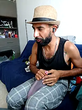 Snapshot of Barbanegra91mx chatting on 08-02-26, 10:52 Barbanegra91mx online show from 08-02-26, 10:52