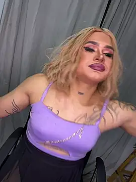 Snapshot of melani_ferraraa_ chatting on 07-06-26, 11:29 melani ferraraa online show from 07-06-26, 11:29