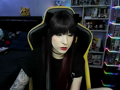 Snapshot of Yummy_dark chatting on 02-27-26, 02:55 Yummy dark online show from 02-27-26, 02:55