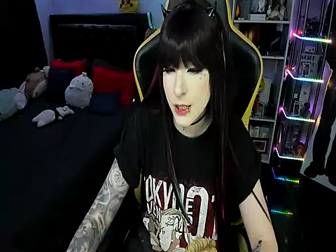 Snapshot of Yummy_dark chatting on 03-31-26, 10:21 Yummy dark online show from 03-31-26, 10:21