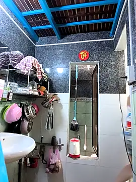 Okleotina9 online show from 04-13-26, 03:45