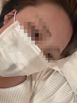 Snapshot of uyu0000 chatting on 11-07-25, 02:06 uyu0000 online show from 11-07-25, 02:06