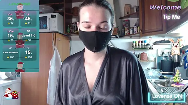 Snapshot of ZlatoslavaLo chatting on 12-17-25, 06:52 ZlatoslavaLo online show from 12-17-25, 06:52