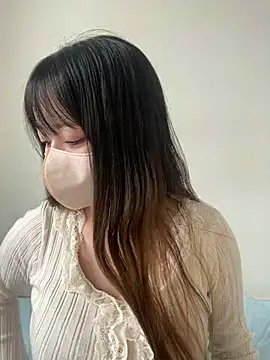 Snapshot of emiri_da_nyan chatting on 04-29-26, 05:22 emiri da nyan online show from 04-29-26, 05:22