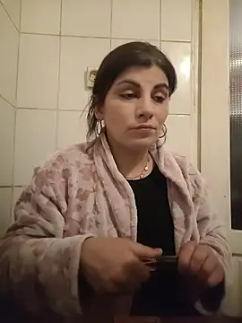 Snapshot of SoniaDumont chatting on 11-22-25, 03:33 SoniaDumont online show from 11-22-25, 03:33