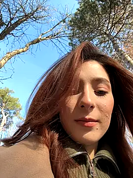 Snapshot of LilluKatten chatting on 11-28-25, 09:45 LilluKatten online show from 11-28-25, 09:45