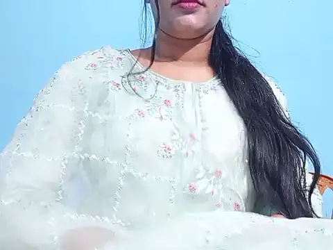 Nancy queen001 online show from 01-09-26, 05:37