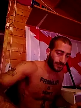 Alicantino69 online show from 11-26-25, 01:12