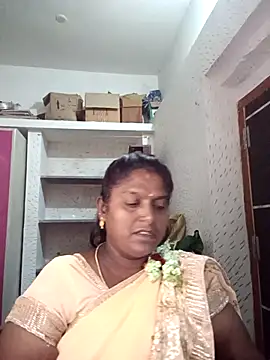 suganthi143 online show from 11-20-25, 04:18