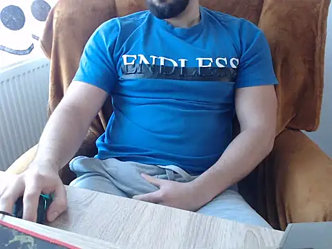 strongcoffee10 online show from 11-19-25, 08:47