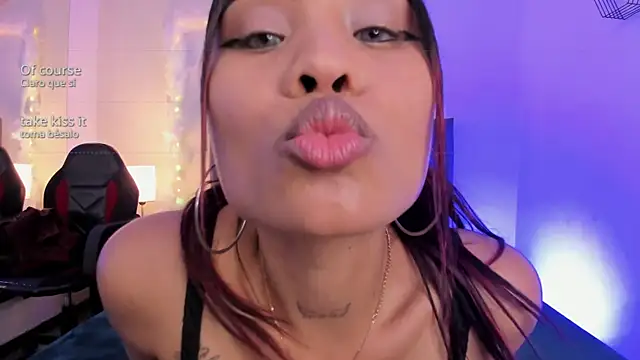 Lucerop  online show from 01-07-26, 03:42