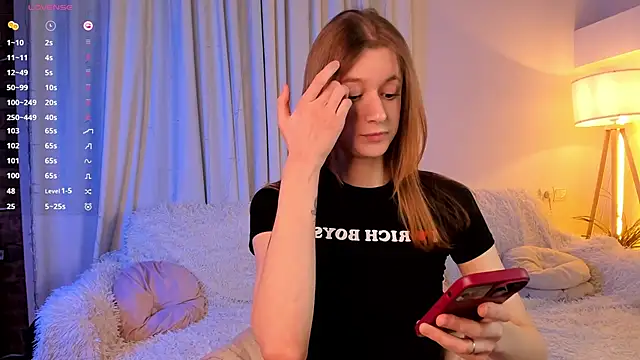 SweetVee online show from 04-02-26, 06:44