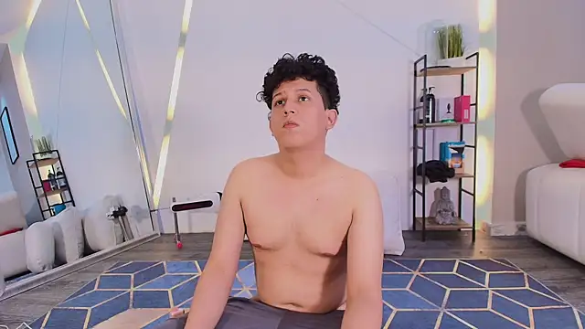 DamianVice online show from 12-17-25, 06:19