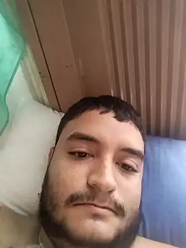 Snapshot of yeisonren99 chatting on 11-01-25, 01:46 yeisonren99 online show from 11-01-25, 01:46