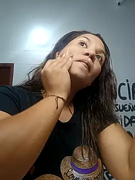 Samaraa Lee online show from 11-19-25, 11:43