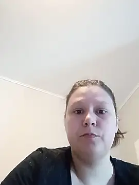 GlitterAuburn online show from 06-01-26, 01:02