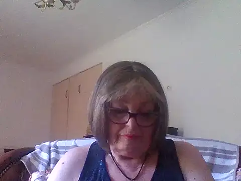 Milaniya606 online show from 07-18-26, 08:18