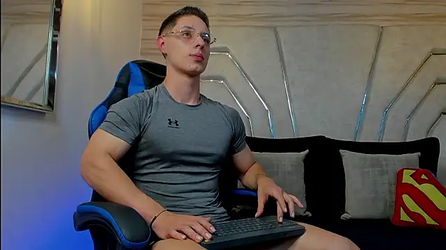 MAXTHOMSON online show from 02-14-26, 12:29