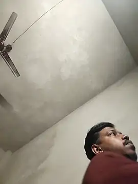 Snapshot of rudr1 chatting on 12-02-25, 12:43 rudr1 online show from 12-02-25, 12:43