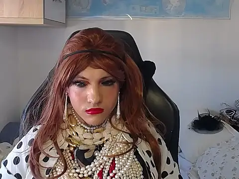 Snapshot of VanesaCrossic chatting on 09-19-25, 07:43 VanesaCrossic online show from 09-19-25, 07:43