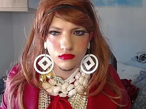 Snapshot of VanesaCrossic chatting on 10-28-25, 09:02 VanesaCrossic online show from 10-28-25, 09:02