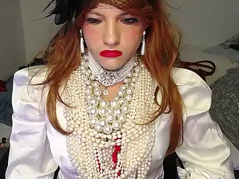 Snapshot of VanesaCrossic chatting on 10-30-25, 08:16 VanesaCrossic online show from 10-30-25, 08:16