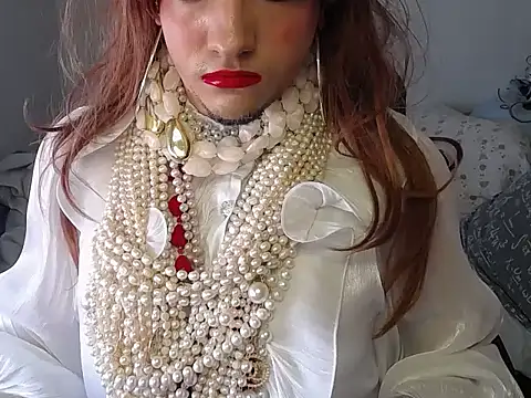 Snapshot of VanesaCrossic chatting on 11-13-25, 08:46 VanesaCrossic online show from 11-13-25, 08:46