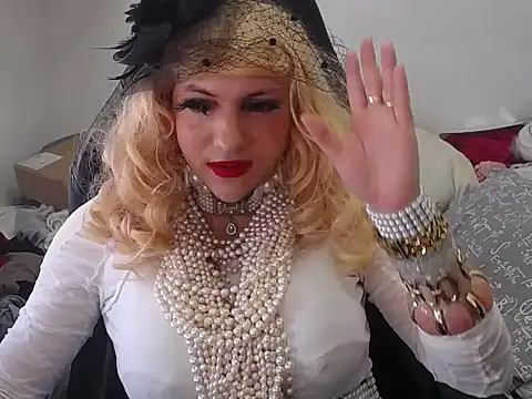 VanesaCrossic online show from 05-30-26, 10:01