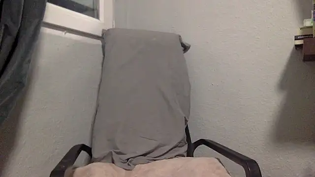 Zaskeee online show from 07-28-26, 03:57