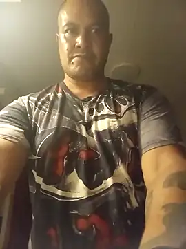 Snapshot of Cayde36 chatting on 02-10-26, 12:53 Cayde36 online show from 02-10-26, 12:53