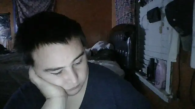 Snapshot of Theo269 chatting on 12-17-25, 10:38 Theo269 online show from 12-17-25, 10:38