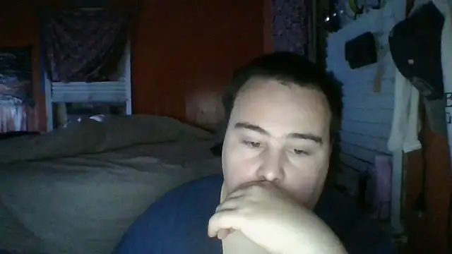 Snapshot of Theo269 chatting on 02-14-26, 12:40 Theo269 online show from 02-14-26, 12:40