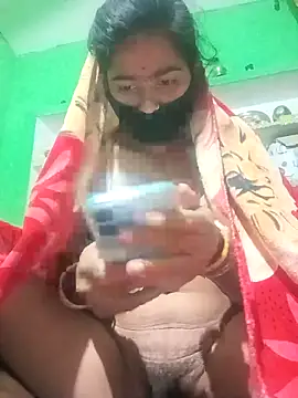 Snapshot of Rsr-1 chatting on 11-25-25, 10:10 Rsr-1 online show from 11-25-25, 10:10