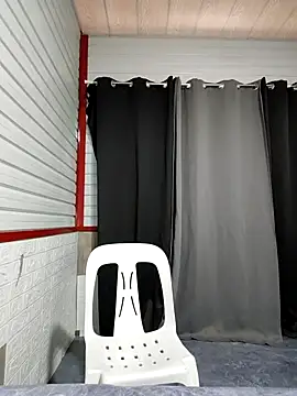 Snapshot of xwildflowerx chatting on 11-10-25, 03:16 xwildflowerx online show from 11-10-25, 03:16