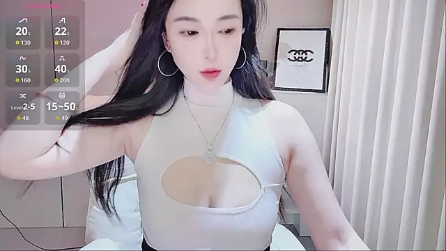 Snapshot of YunShan-33 chatting on 01-11-26, 02:55 YunShan-33 online show from 01-11-26, 02:55